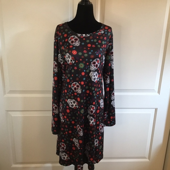 Women’s Skull Head And Flower Casual Midi Dress With Pockets - Picture 2 of 6